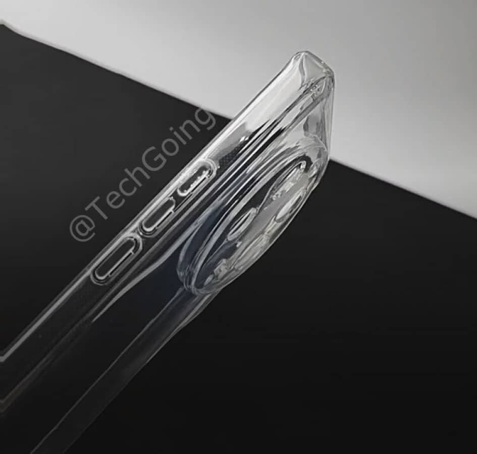 Xiaomi 13 Ultra'nın kılıfı büyük kamera modülünü bir kez daha gösteriyor