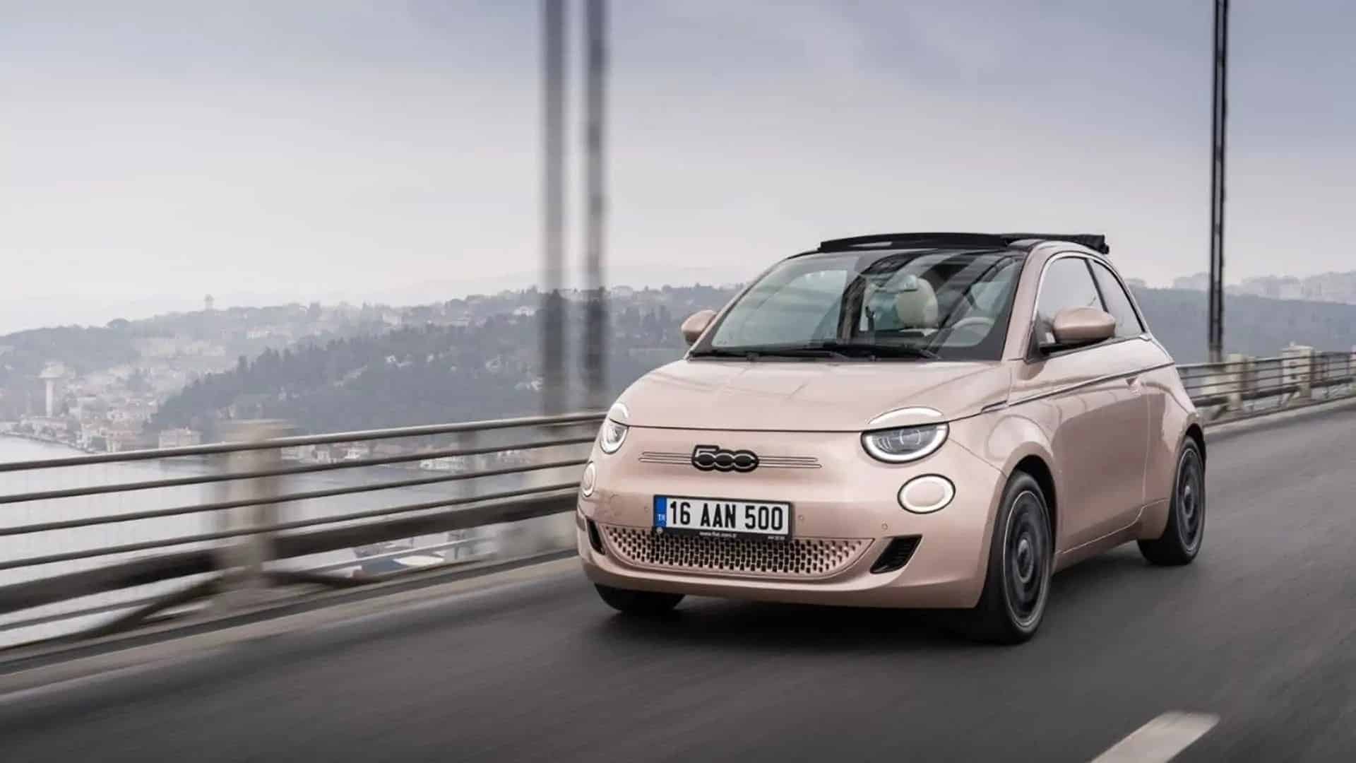 Caratteristiche e prezzo della Fiat 500e in Turchia