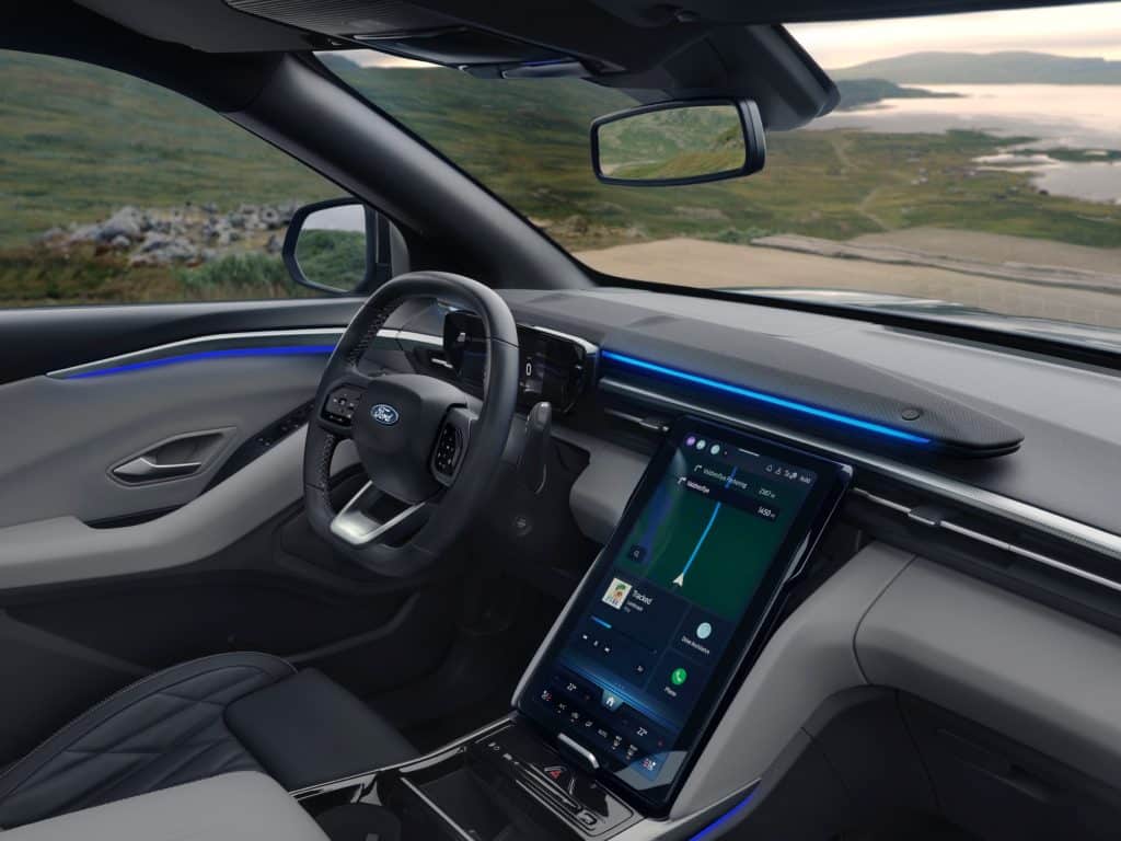 Tamamen elektrikli yeni Ford Explorer Avrupa yollarına özel sürüş deneyimi sunacak