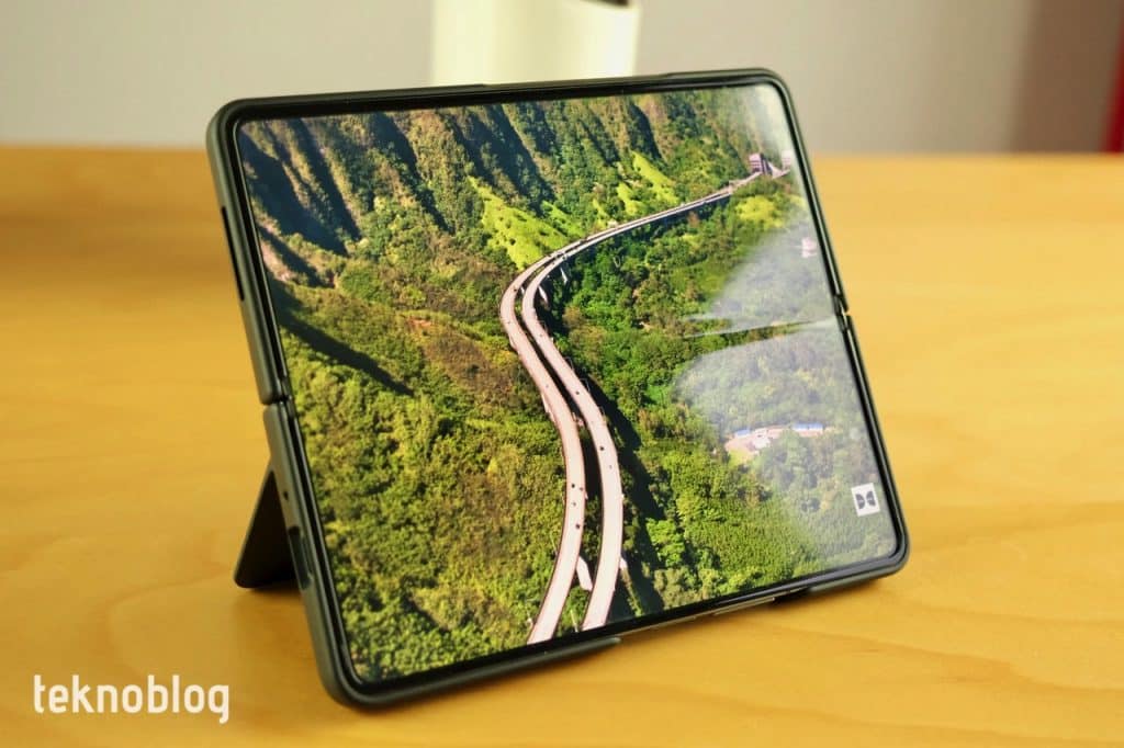Samsung Galaxy Z Fold 4 İncelemesi