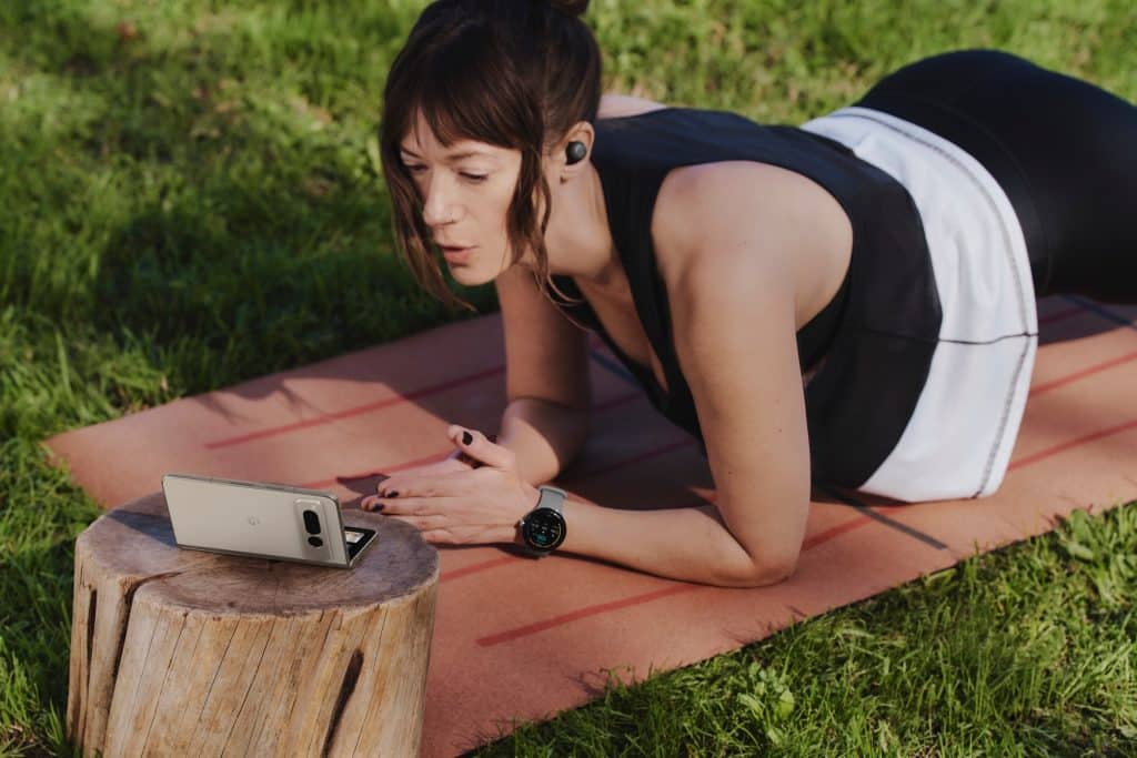 Google Pixel Fold ile katlanabilir telefon dünyasında önemli bir sıçrama
