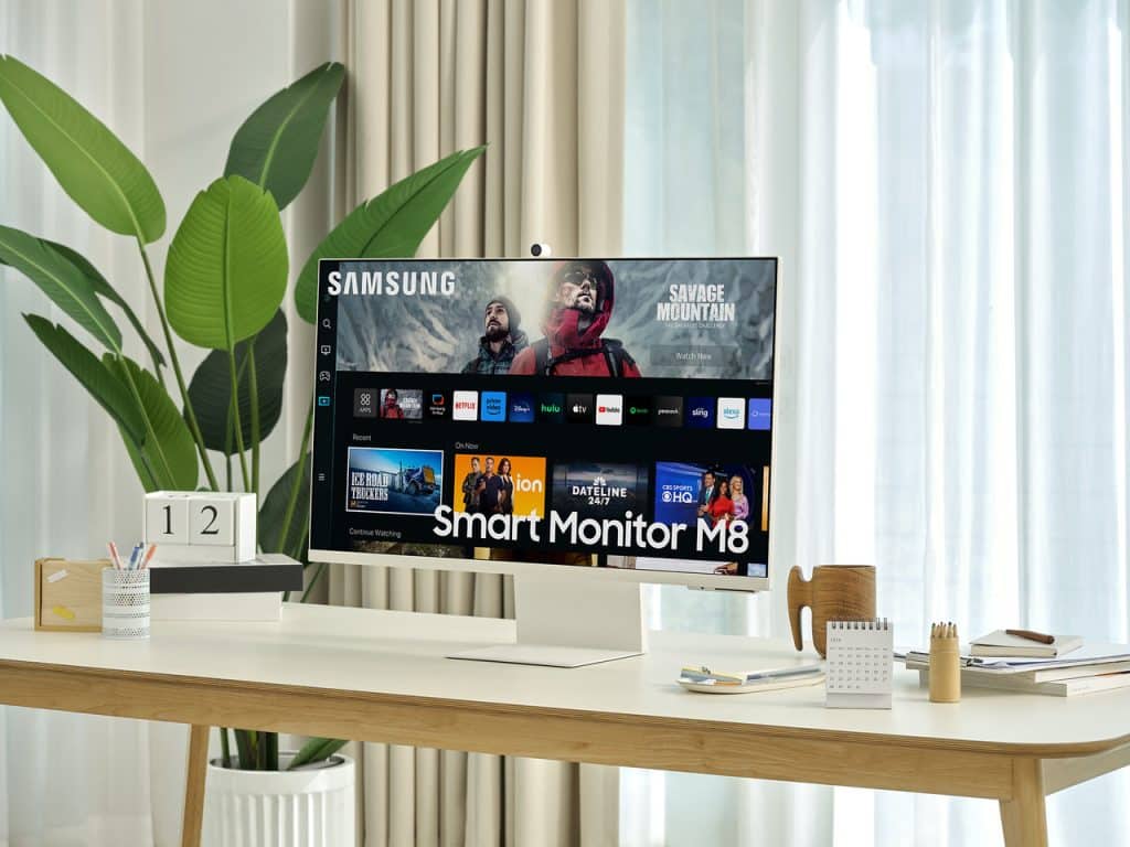 Samsung tek bir monitörde eğlence, oyun ve üretkenliği deneyimlemeye izin veriyor
