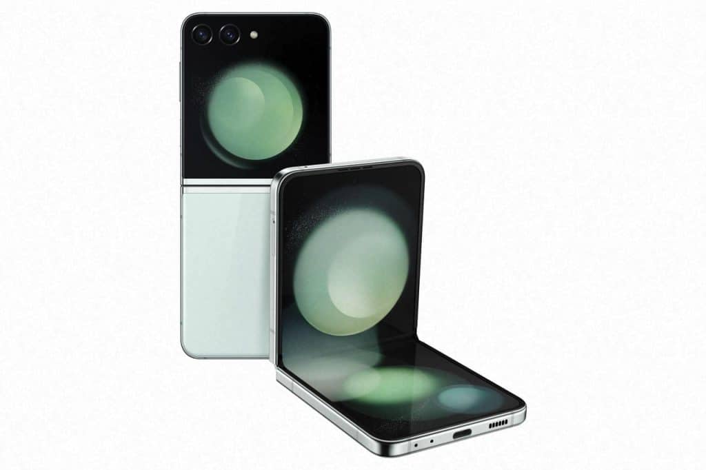 Galaxy Z Flip 5 resmiyet kazandı: Daha büyük ve kullanışlı bir kapak ekranıyla geliyor [Ön İnceleme]