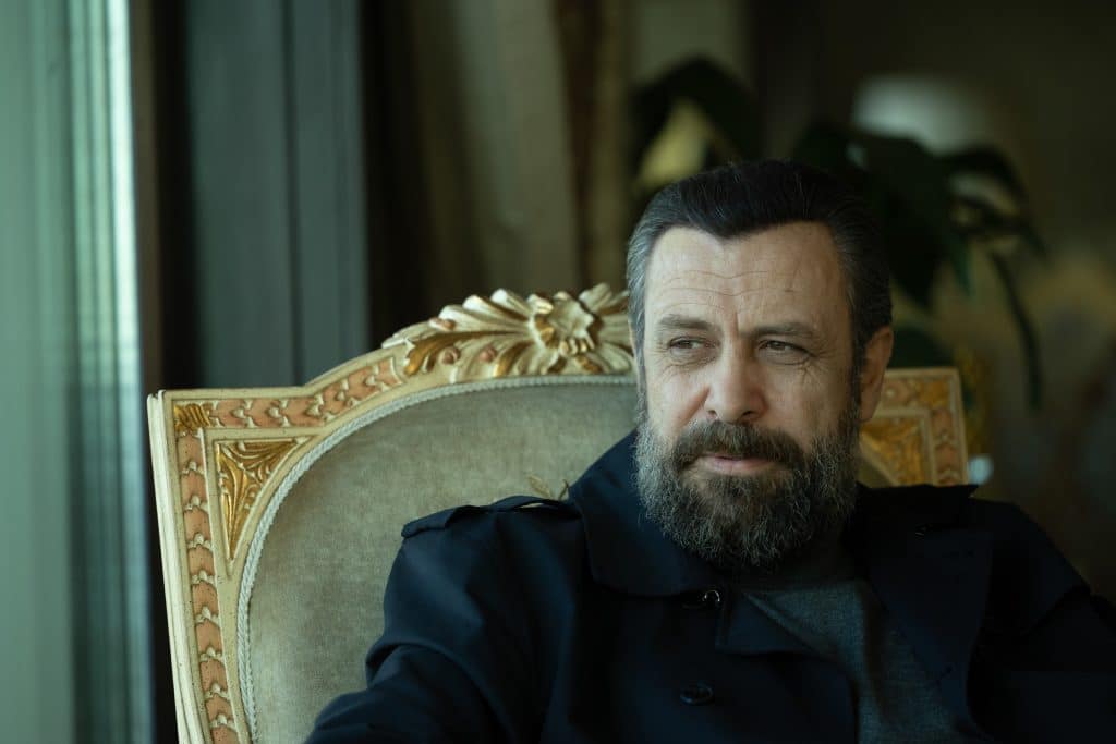 Netflix, “Kötü Adamın 10 Günü” filminin fragmanını paylaştı