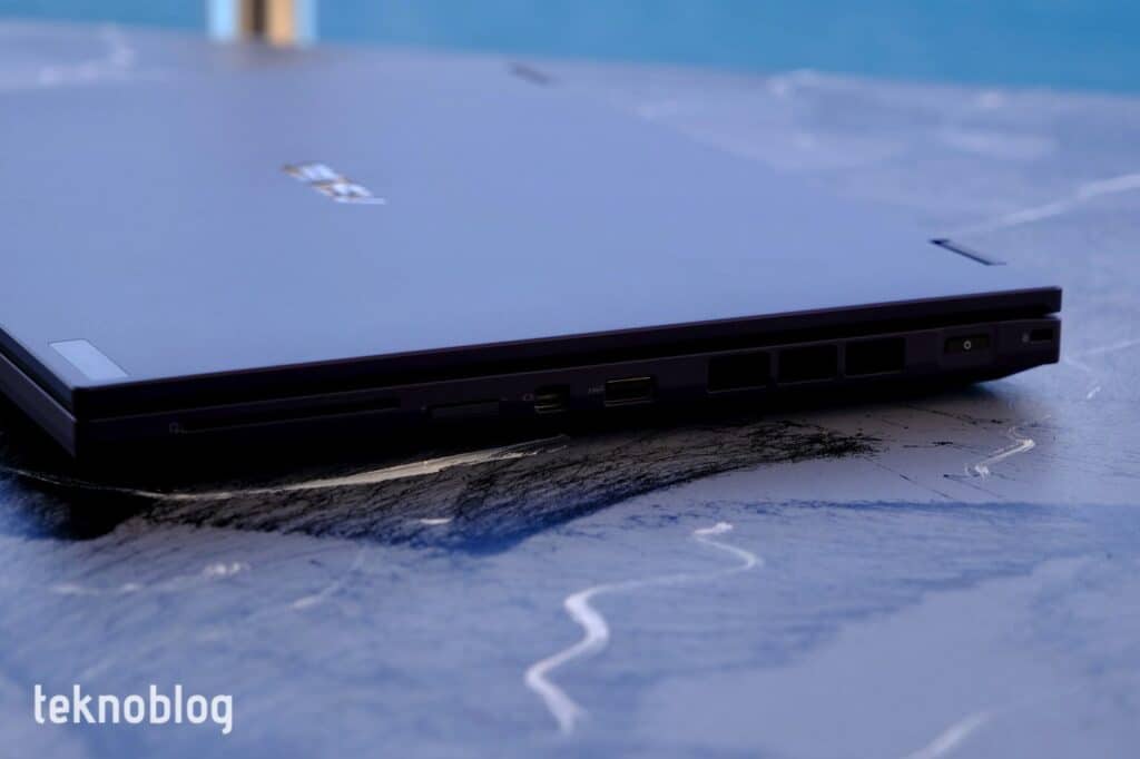 Asus ExpertBook B6 Flip B6602F İncelemesi