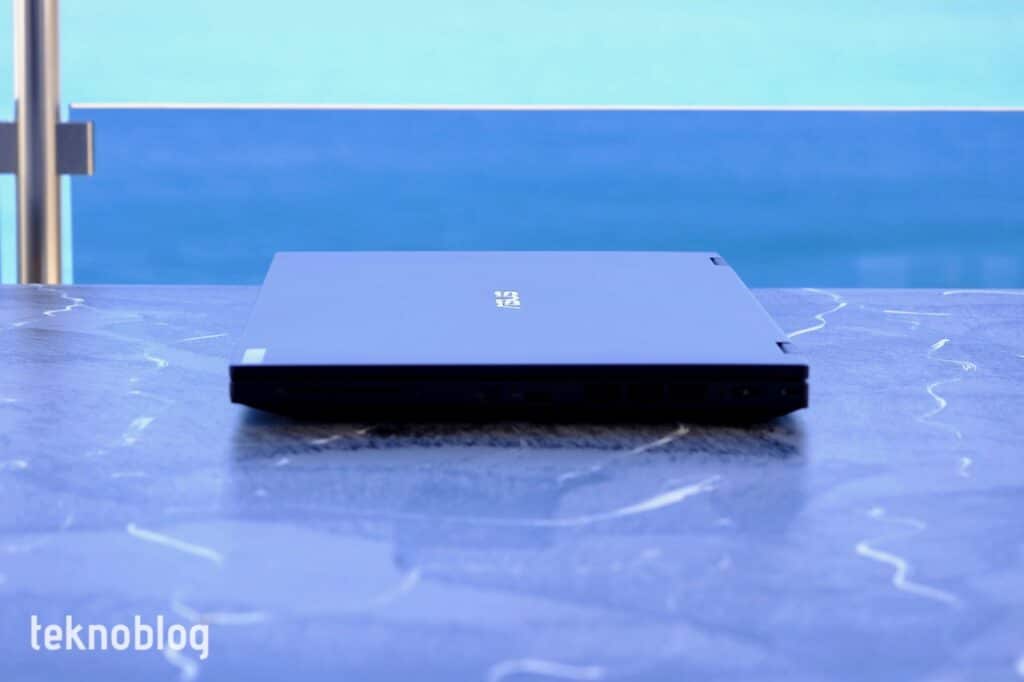 Asus ExpertBook B6 Flip B6602F İncelemesi