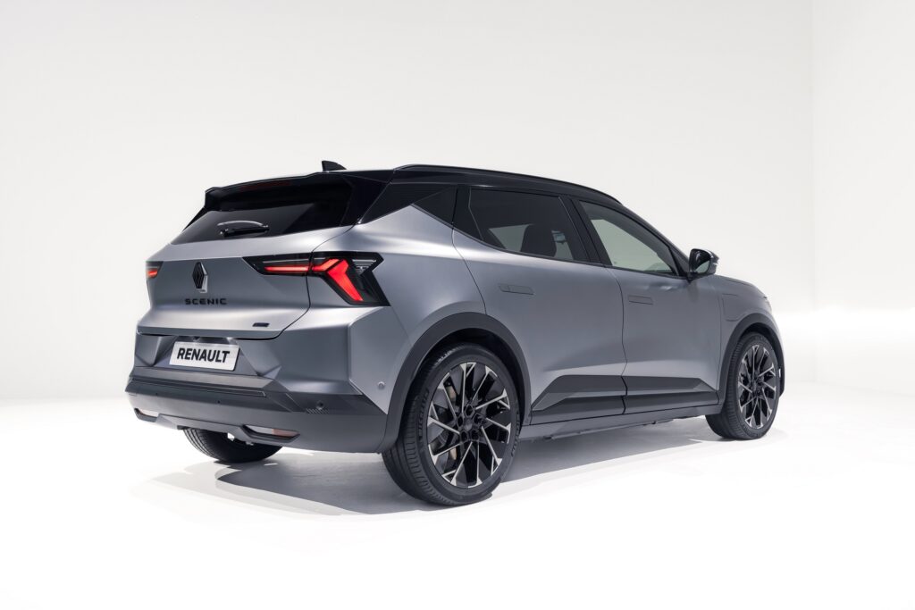 Renault elektrikli otomobil filosunu üç yeni modelle genişletiyor