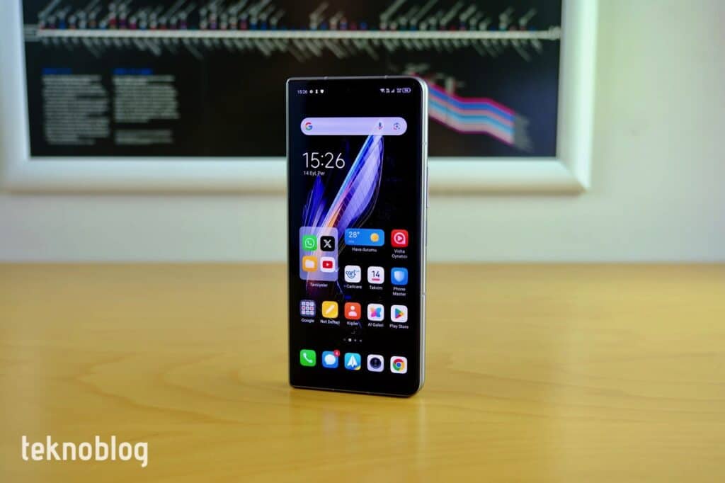 TECNO PHANTOM V Fold İncelemesi