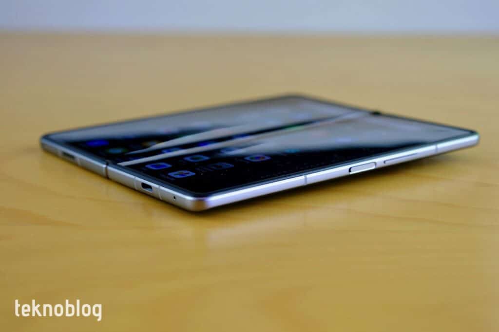 TECNO PHANTOM V Fold İncelemesi
