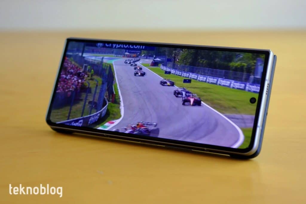 TECNO PHANTOM V Fold İncelemesi