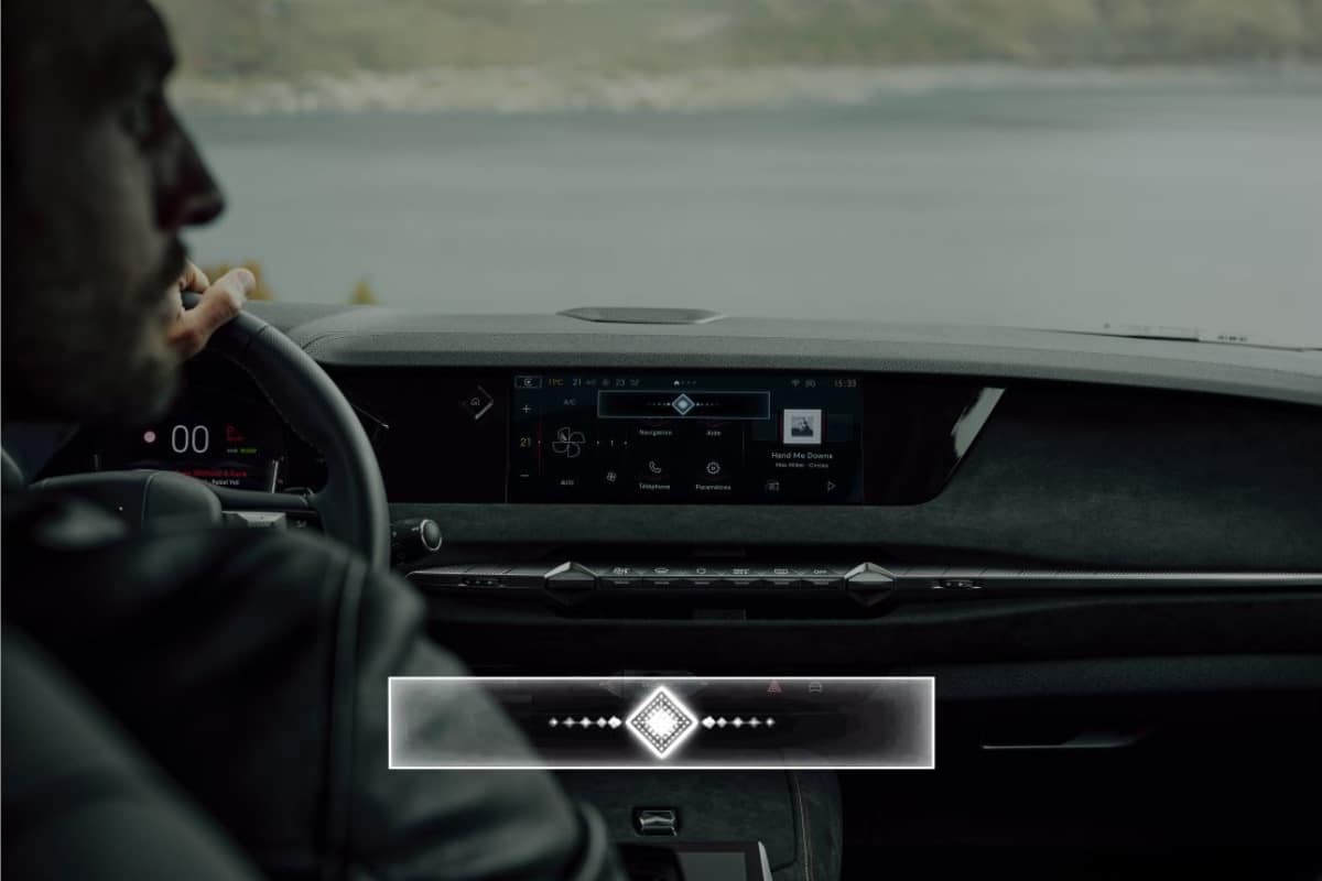 DS Automobiles aggiunge la tecnologia vocale ChatGPT ai suoi veicoli