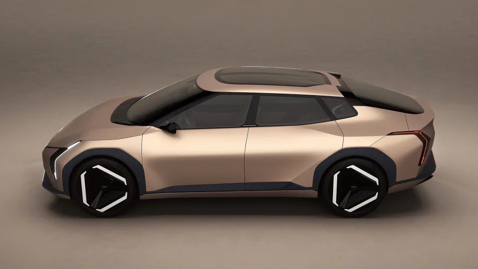 Kia Concept EV3 ve EV4 ile gelecekteki elektrikli otomobillerinin ipucunu veriyor