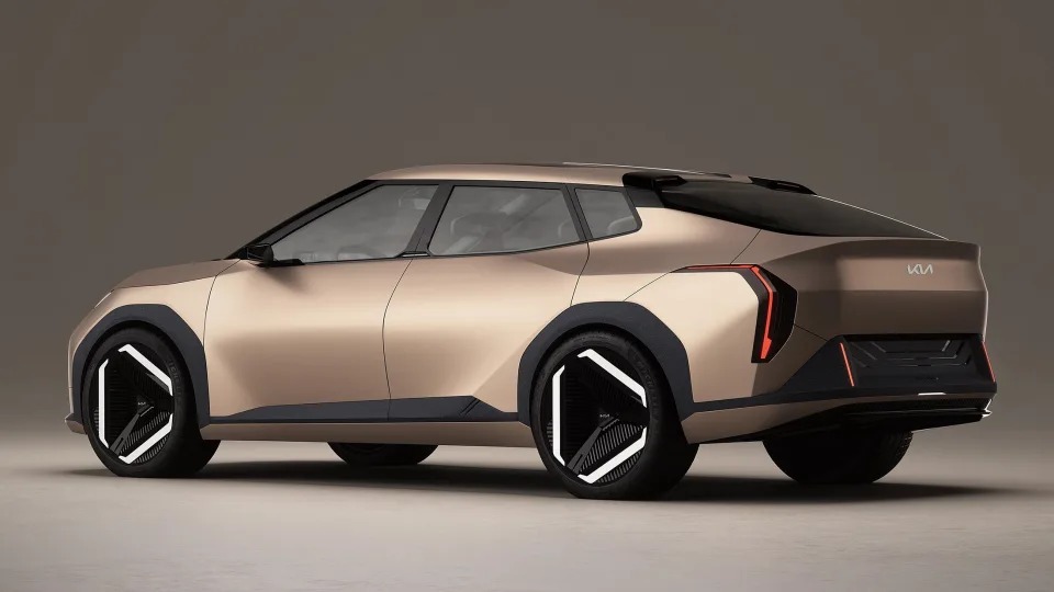 Kia Concept EV3 ve EV4 ile gelecekteki elektrikli otomobillerinin ipucunu veriyor