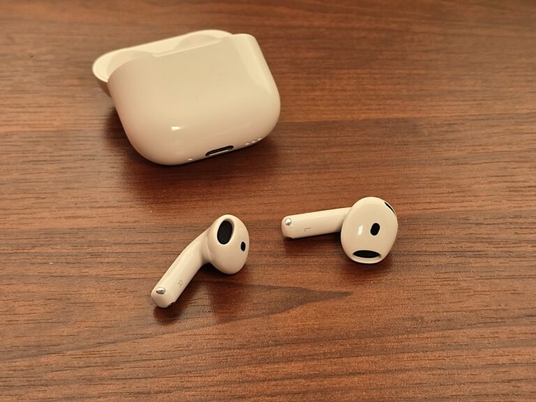 AirPods 4, güncel liste fiyatının belirgin altında bir etikete indi