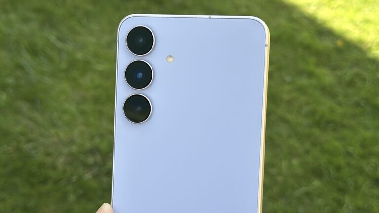 Üçlü kamera ve Galaxy AI ile güçlü orta-üst segment: Samsung Galaxy S25 FE İncelemesi