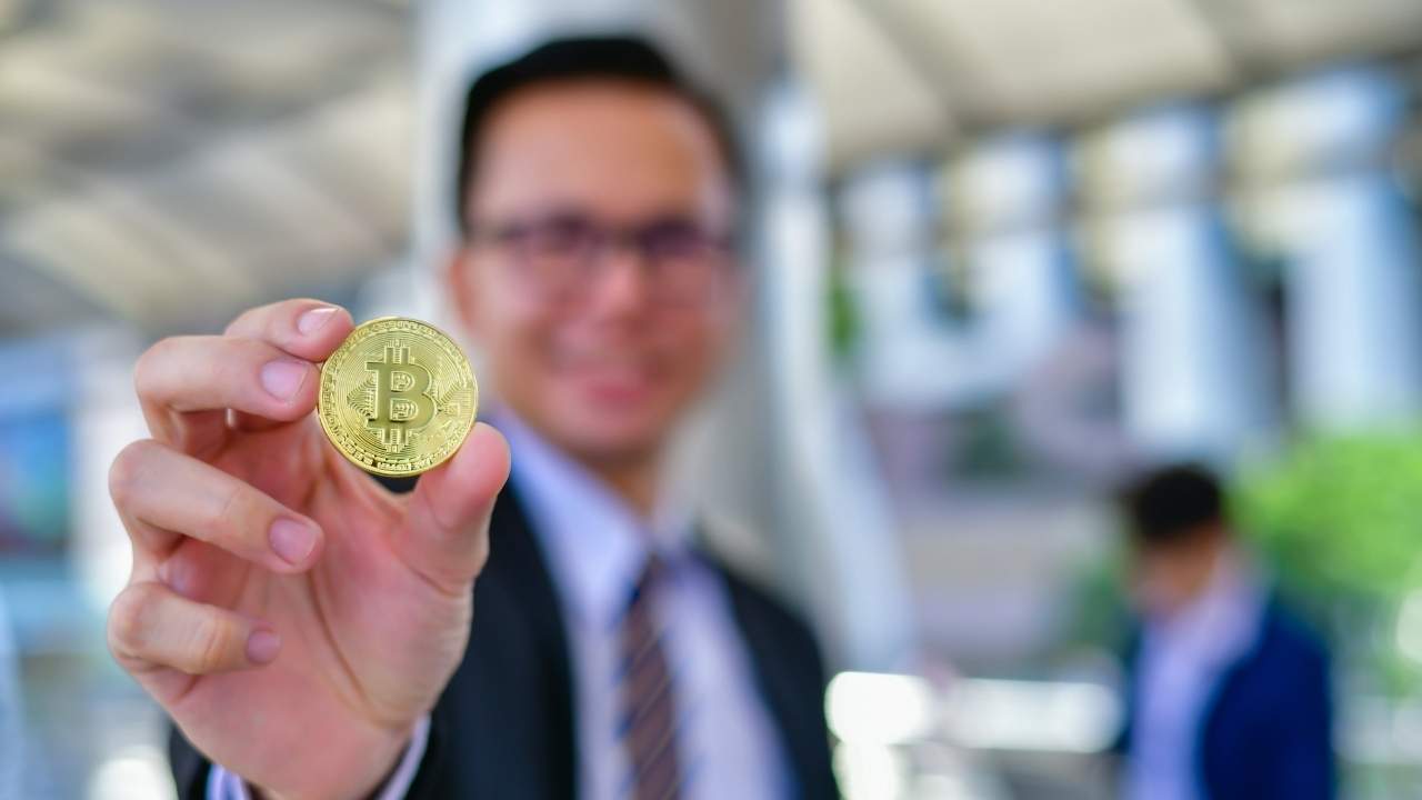 Bitcoin Fiyatı Dolar Kuru ile Nasıl İlişkili? Kripto Para ve Döviz  Piyasalarının Etkileşimi