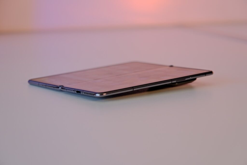 Katlanabilir, ama ödün vermeyen bir amiral gemisi mi? Huawei Mate X7 İncelemesi