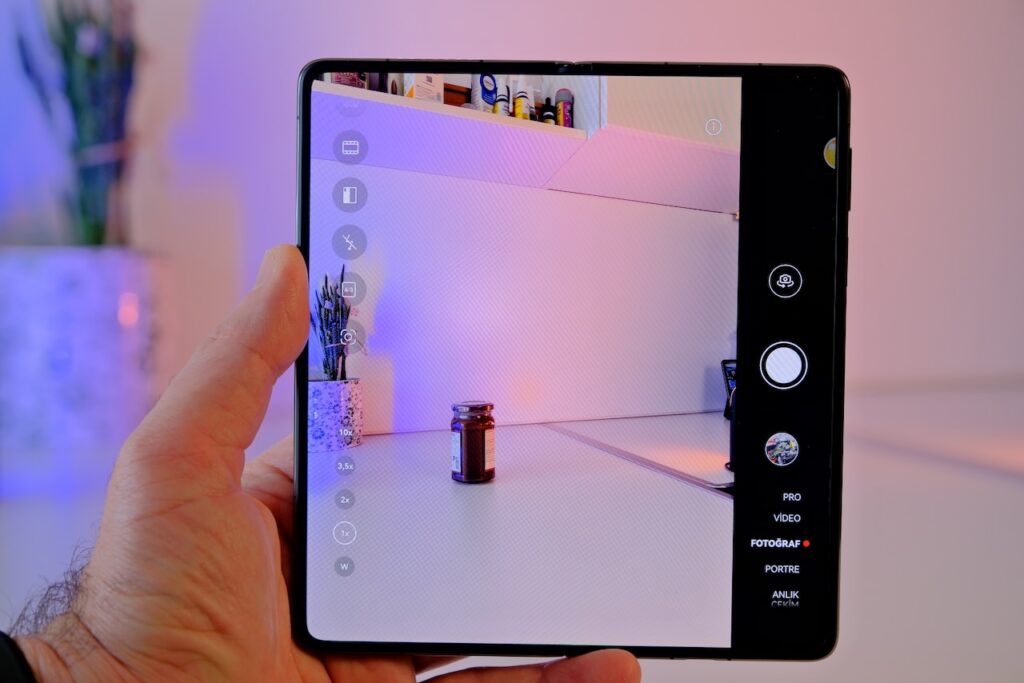 Katlanabilir, ama ödün vermeyen bir amiral gemisi mi? Huawei Mate X7 İncelemesi