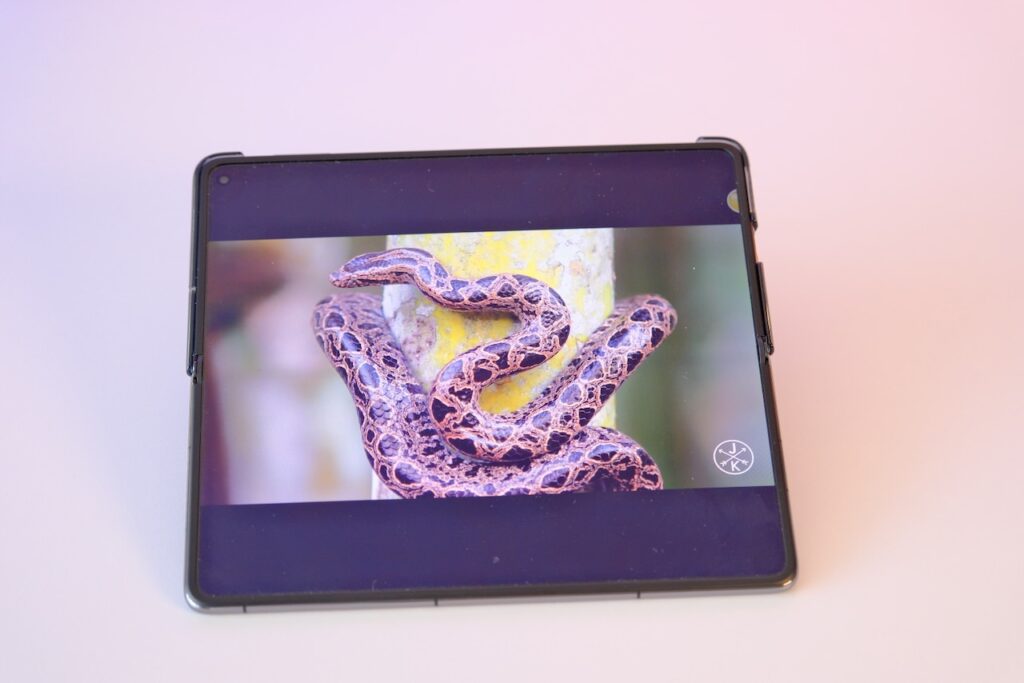 Katlanabilir, ama ödün vermeyen bir amiral gemisi mi? Huawei Mate X7 İncelemesi