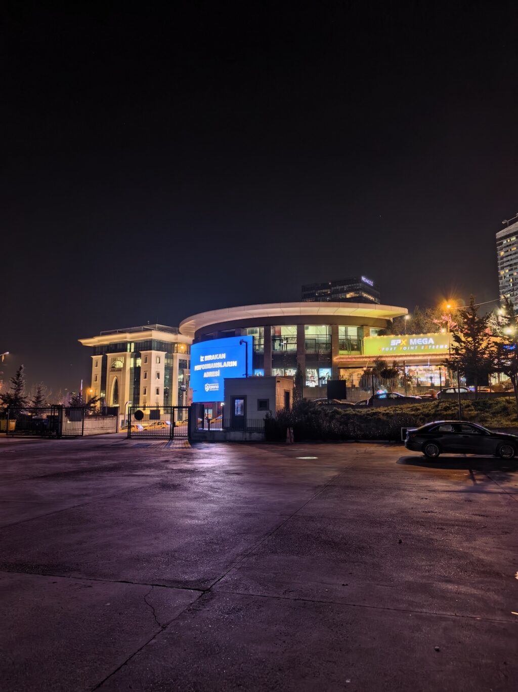 Katlanabilir, ama ödün vermeyen bir amiral gemisi mi? Huawei Mate X7 İncelemesi