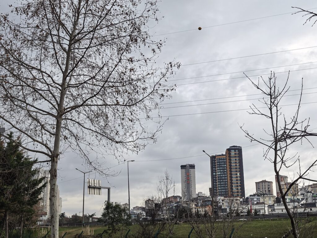 Katlanabilir, ama ödün vermeyen tek amiral gemisi mi? Huawei Mate X7 İncelemesi