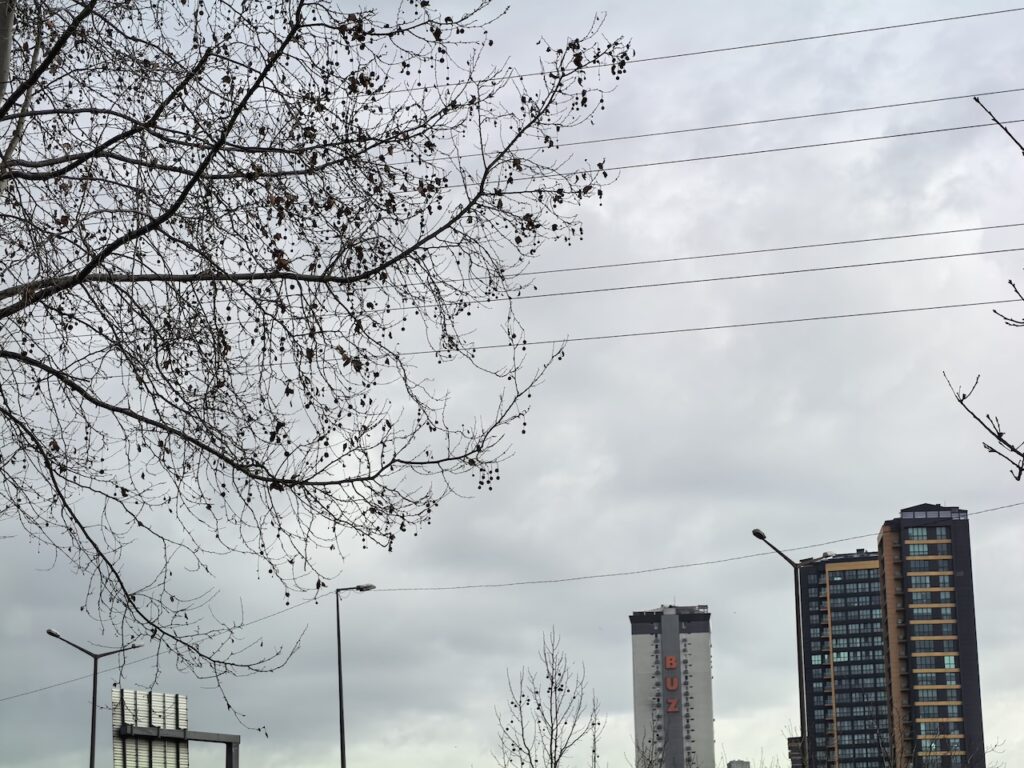 Katlanabilir, ama ödün vermeyen tek amiral gemisi mi? Huawei Mate X7 İncelemesi