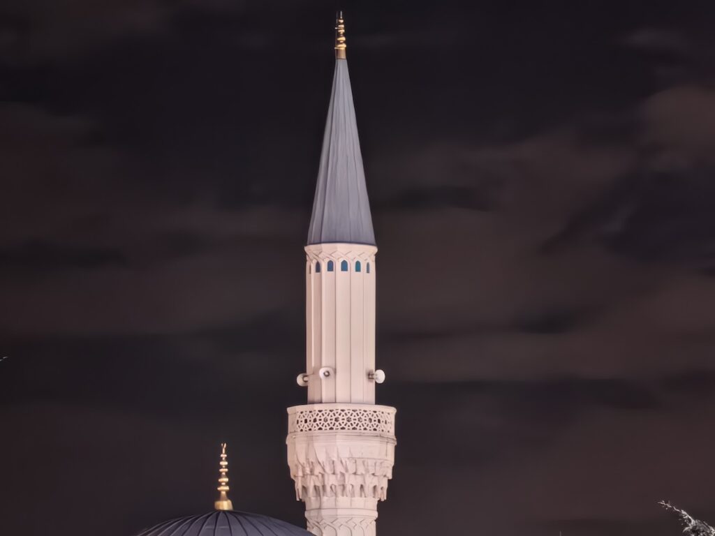 Katlanabilir, ama ödün vermeyen tek amiral gemisi mi? Huawei Mate X7 İncelemesi