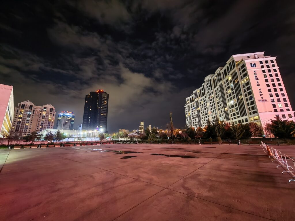 Katlanabilir, ama ödün vermeyen bir amiral gemisi mi? Huawei Mate X7 İncelemesi