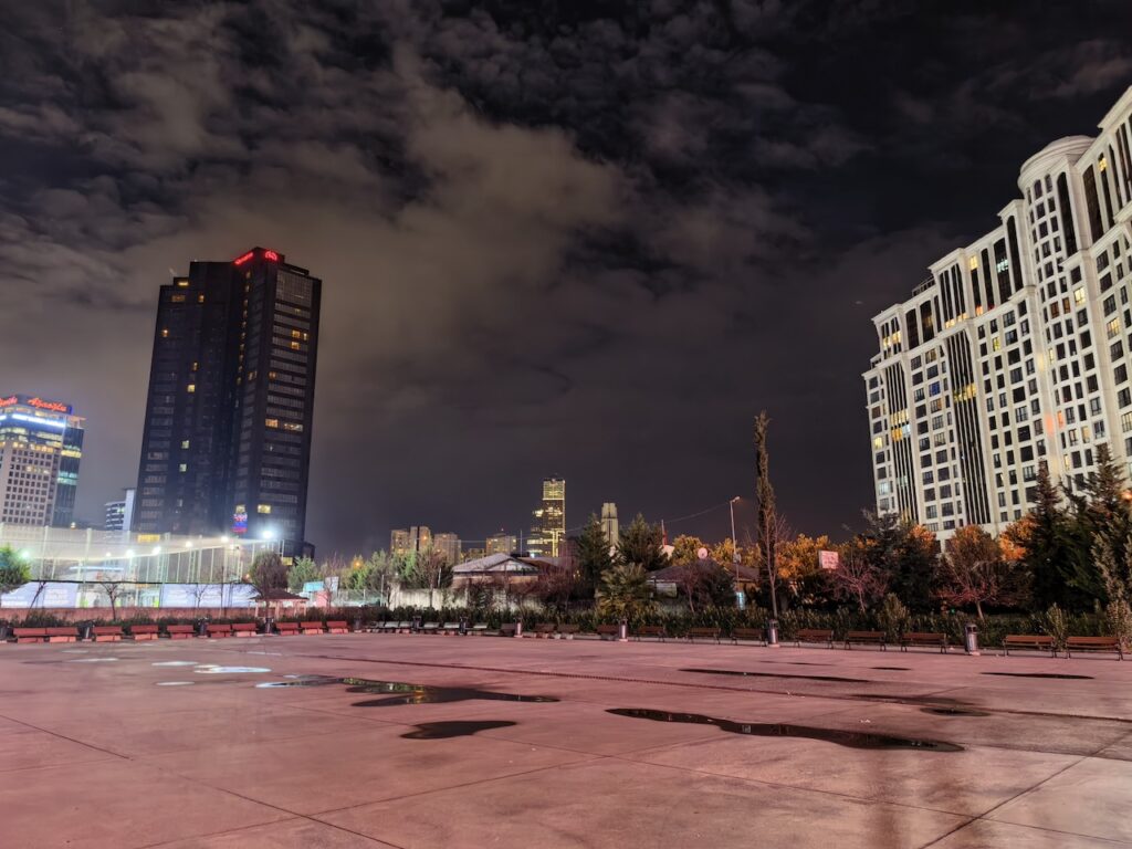 Katlanabilir, ama ödün vermeyen bir amiral gemisi mi? Huawei Mate X7 İncelemesi