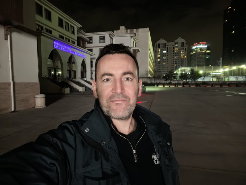 Katlanabilir, ama ödün vermeyen tek amiral gemisi mi? Huawei Mate X7 İncelemesi