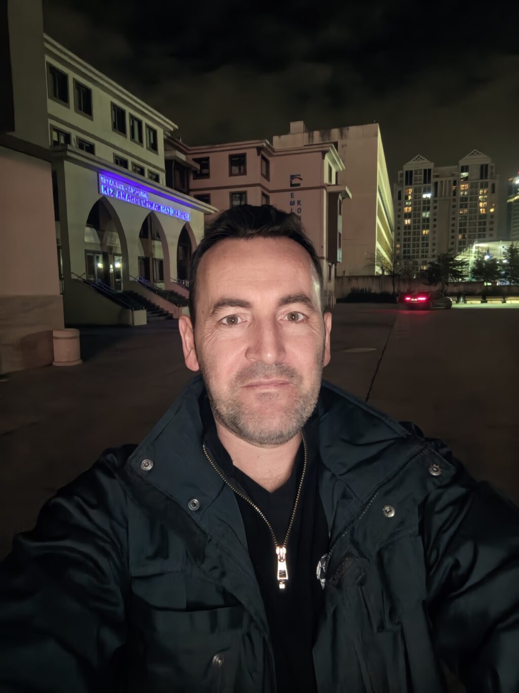 Katlanabilir, ama ödün vermeyen tek amiral gemisi mi? Huawei Mate X7 İncelemesi