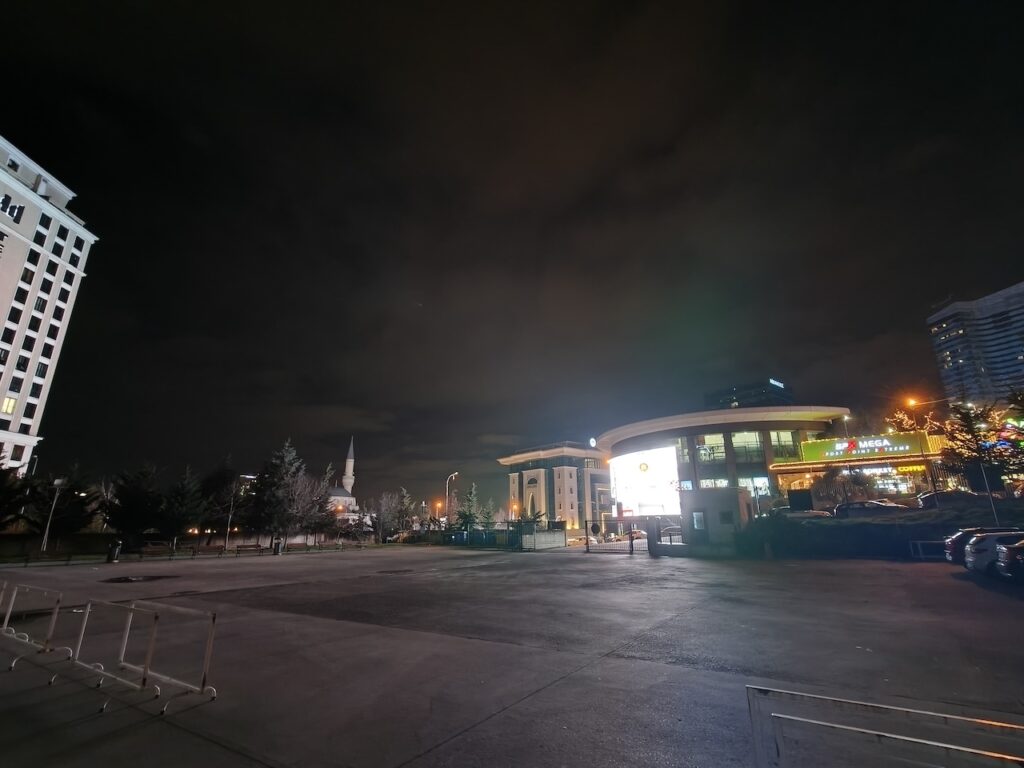 200 megapiksel kamera kompakt gövdeyle buluştu: Oppo Reno 15 Pro İncelemesi