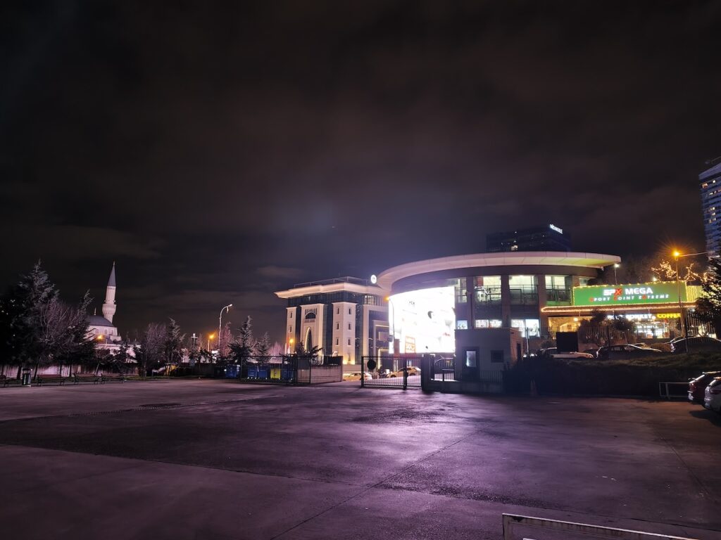 200 megapiksel kamera kompakt gövdeyle buluştu: Oppo Reno 15 Pro İncelemesi