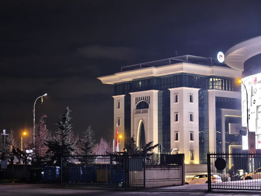 200 megapiksel kamera kompakt gövdeyle buluştu: Oppo Reno 15 Pro İncelemesi