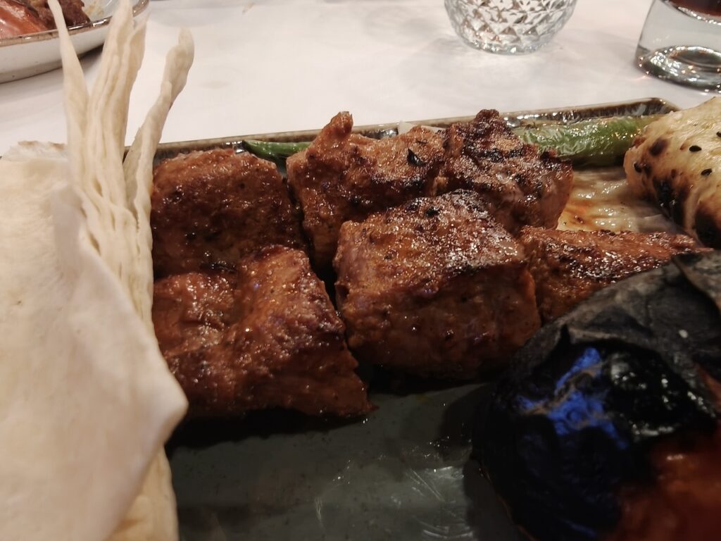 200 megapiksel kamera kompakt gövdeyle buluştu: Oppo Reno 15 Pro İncelemesi