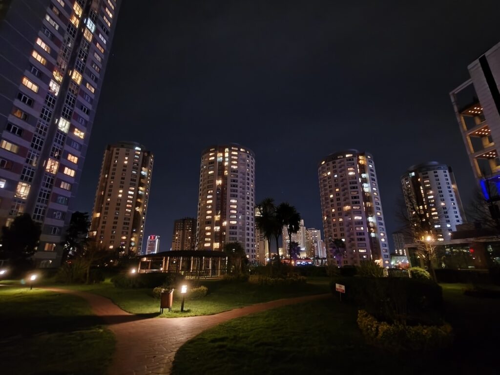 200 megapiksel kamera kompakt gövdeyle buluştu: Oppo Reno 15 Pro İncelemesi