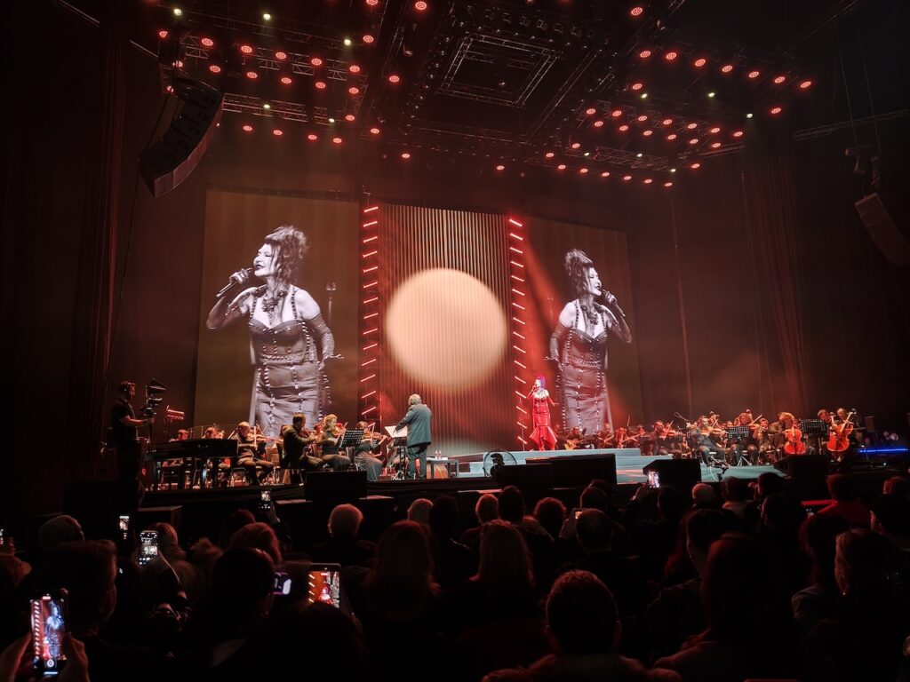 200 megapiksel kamera kompakt gövdeyle buluştu: Oppo Reno 15 Pro İncelemesi