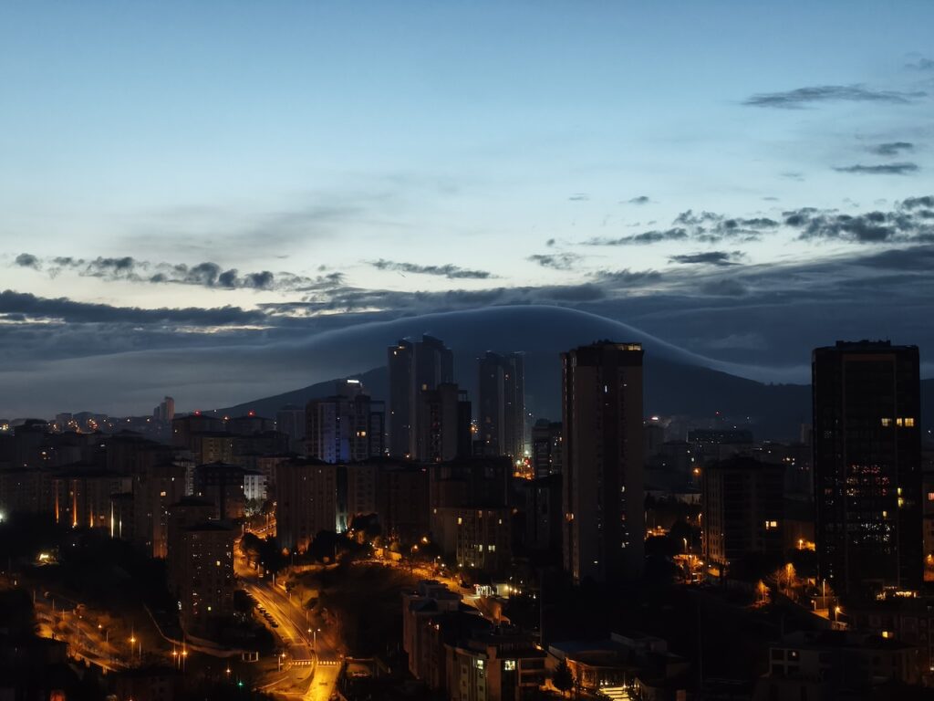 200 megapiksel kamera kompakt gövdeyle buluştu: Oppo Reno 15 Pro İncelemesi