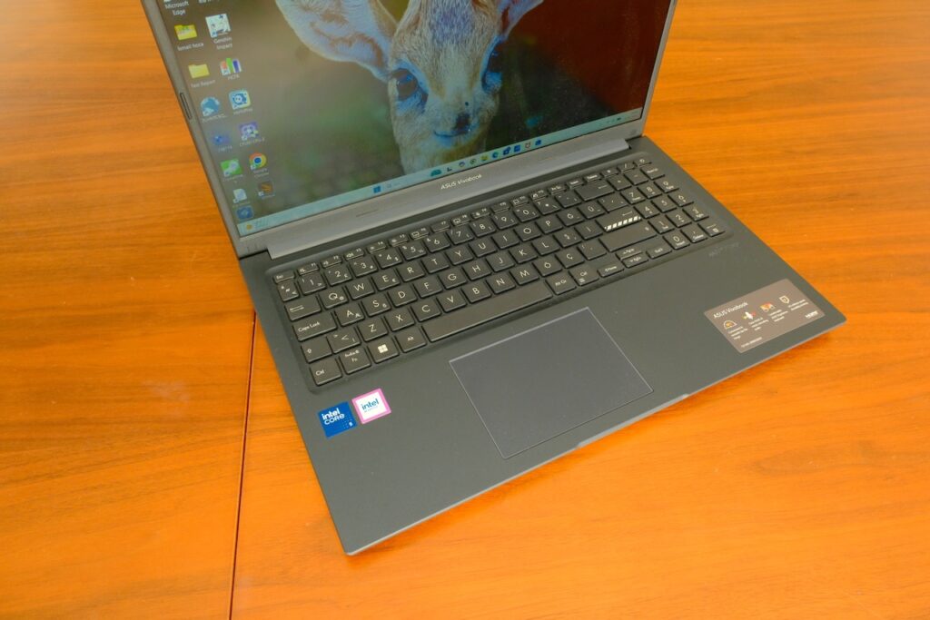 asus vivobook 15 x1504v inceleme