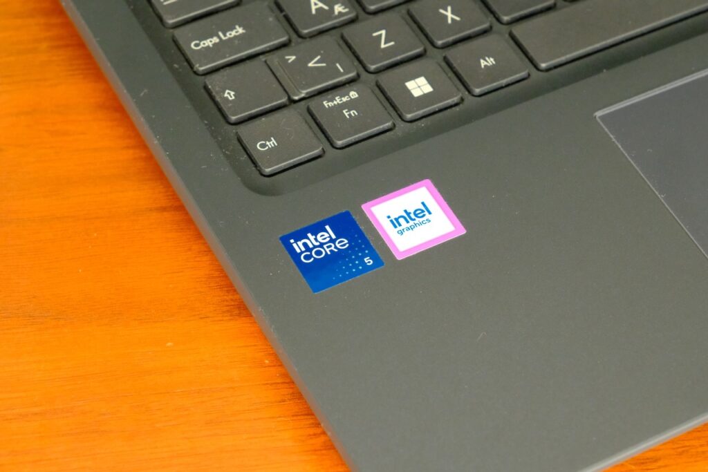 asus vivobook 15 x1504v inceleme