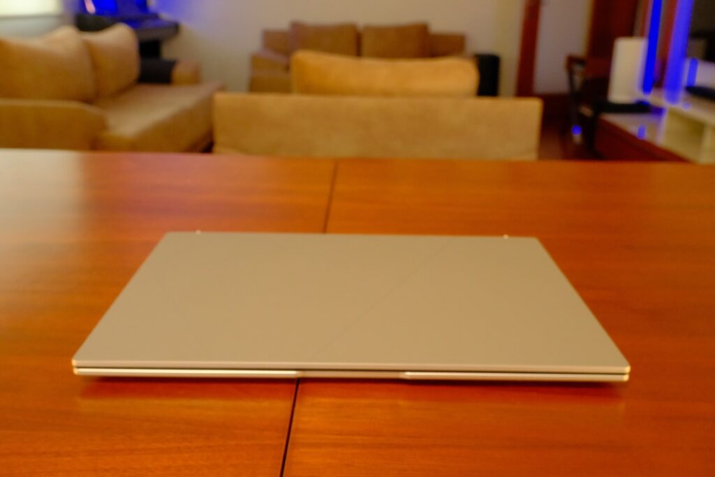 ASUS Zenbook 14 UX3405CA İncelemesi