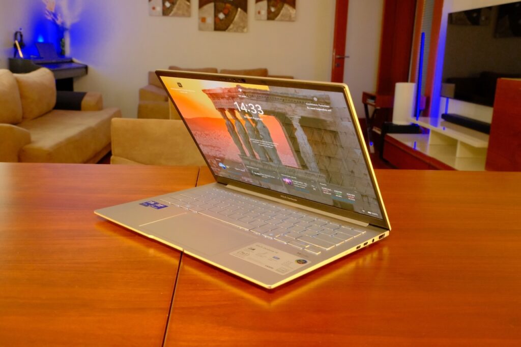 asus zenbook ux3405ca inceleme