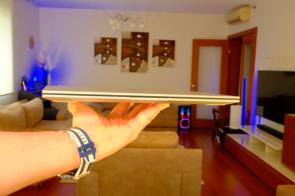 ASUS Zenbook 14 UX3405CA İncelemesi