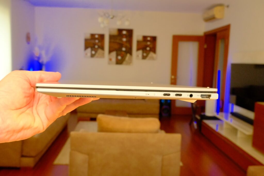 ASUS Zenbook 14 UX3405CA İncelemesi