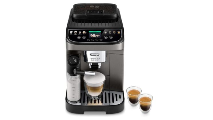 Amazon, De’Longhi’nin en yeni espresso makinesini %14 indirime soktu