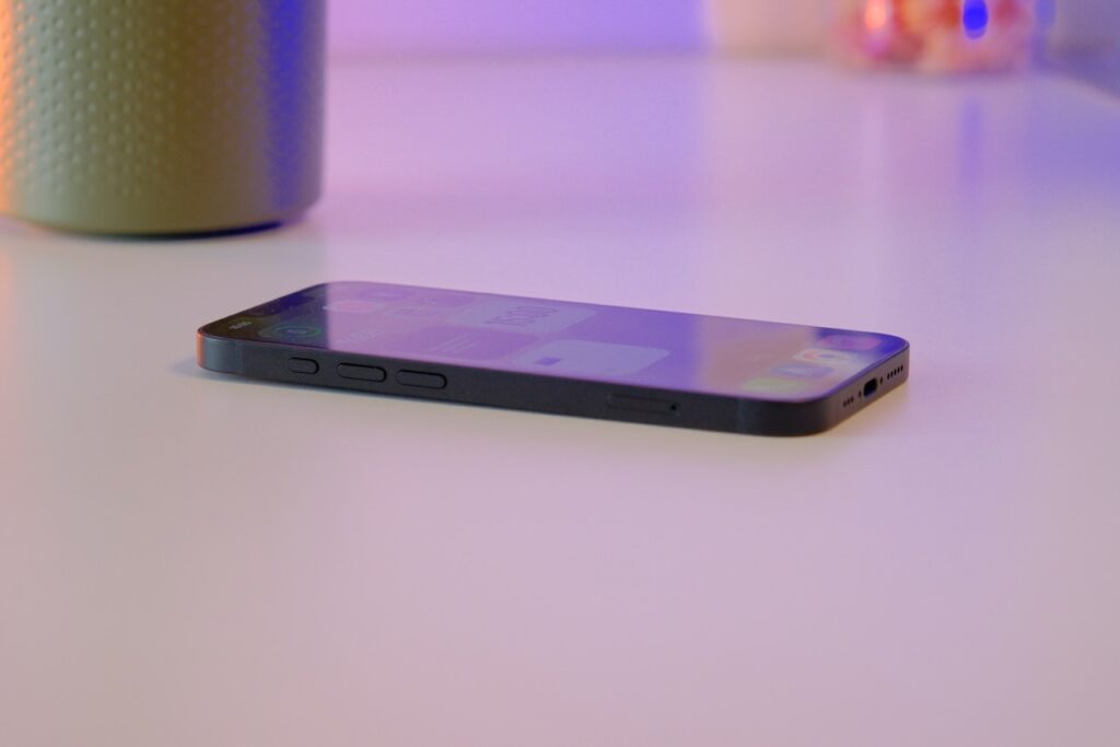 Doğru telefon, doğru fiyat mı? Apple iPhone 17e İncelemesi