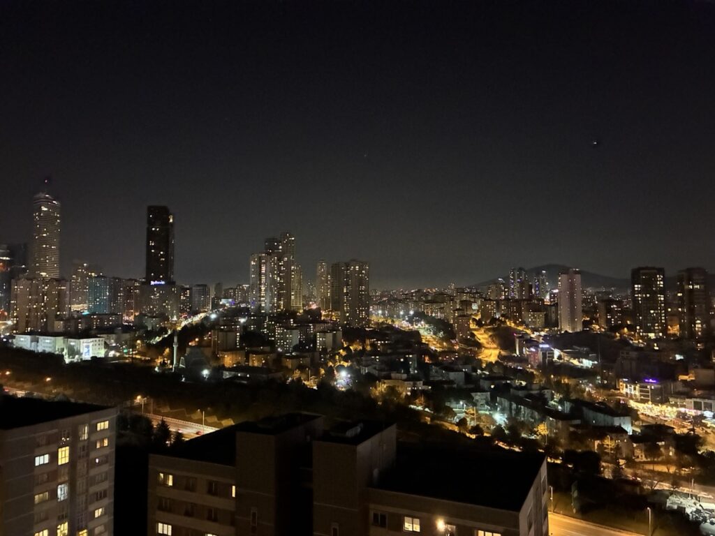 Doğru telefon, doğru fiyat mı? Apple iPhone 17e İncelemesi