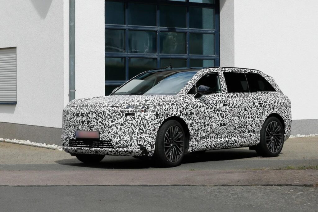 Lexus TZ için geri sayım başladı, ilk görüntü paylaşıldı