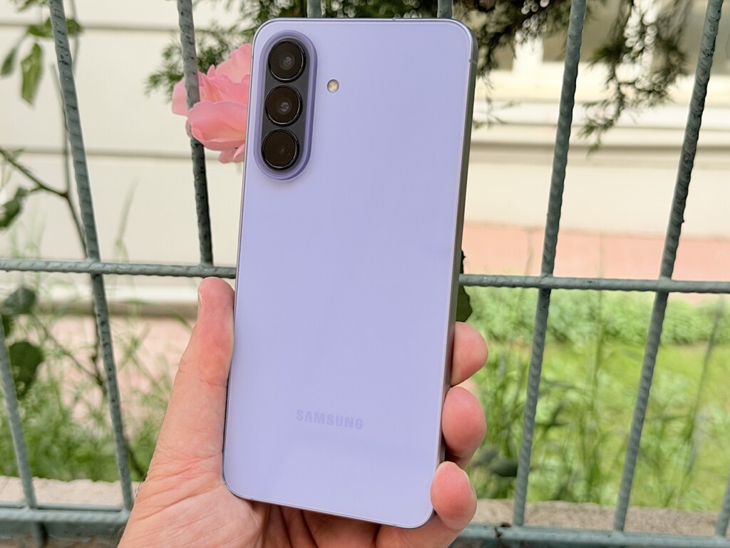İnce tasarım, uzun süreli güncelleme garantisi: Samsung Galaxy A57 5G İncelemesi