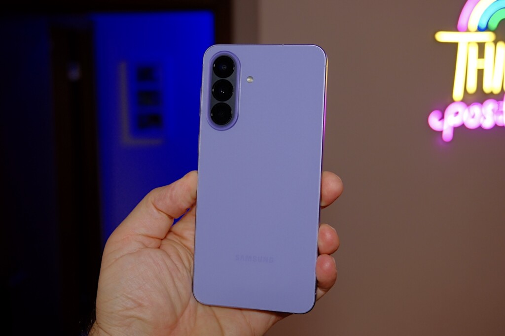 İnce tasarım, uzun süreli güncelleme garantisi: Samsung Galaxy A57 5G İncelemesi